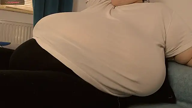 SenzualHotM online show from 20, 2, 2025