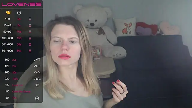 Snapshot of night_is_dark chatting on 2, 2, 2025 night is dark online show from 2, 2, 2025