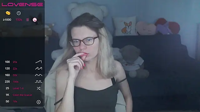 Snapshot of night_is_dark chatting on 21, 2, 2025 night is dark online show from 21, 2, 2025