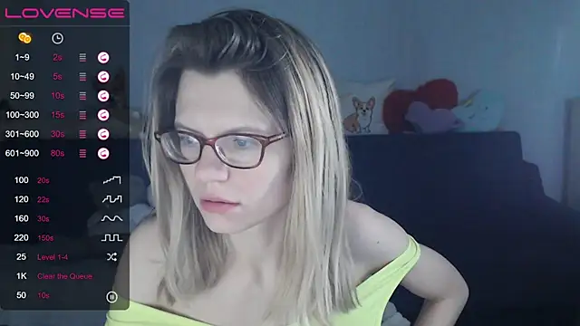 Snapshot of night_is_dark chatting on 11, 3, 2025 night is dark online show from 11, 3, 2025