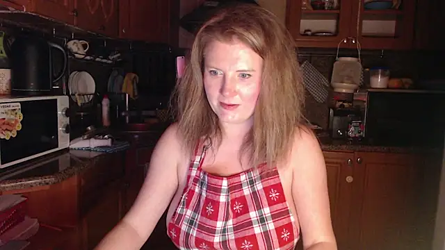 Snapshot of LizaCakes chatting on 18, 3, 2025 LizaCakes online show from 18, 3, 2025