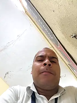 Vickyrajput009 online show from 17, 4, 2026