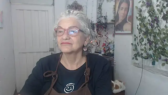 FunnyGrandma online show from 28, 10, 2025