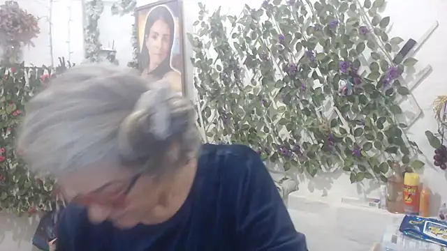 FunnyGrandma online show from 1, 11, 2025