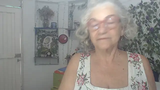 FunnyGrandma online show from 6, 2, 2026