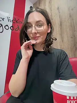 The Snowwhitee online show from 10, 4, 2026