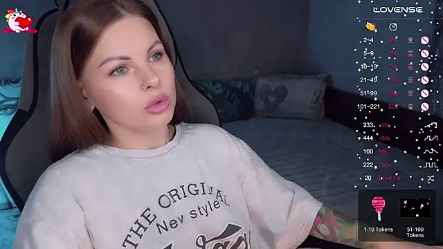 Snapshot of Your_Sweet_Lilu chatting on 16, 10, 2025 Your Sweet Lilu online show from 16, 10, 2025