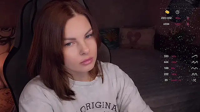 Snapshot of Your_Sweet_Lilu chatting on 4, 11, 2025 Your Sweet Lilu online show from 4, 11, 2025