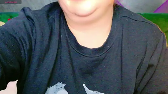 Snapshot of AleshaArabian chatting on 6, 2, 2025 AleshaArabian online show from 6, 2, 2025