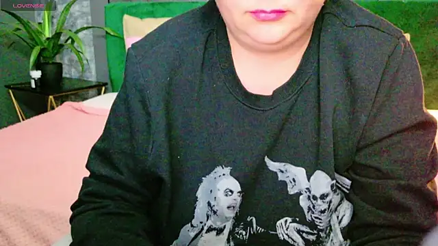 Snapshot of AleshaArabian chatting on 10, 2, 2025 AleshaArabian online show from 10, 2, 2025