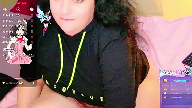 Snapshot of AleshaArabian chatting on 12, 3, 2025 AleshaArabian online show from 12, 3, 2025