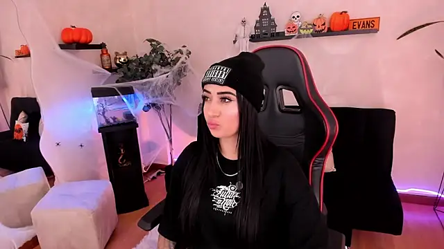 EmmyEvans1 online show from 17, 10, 2025