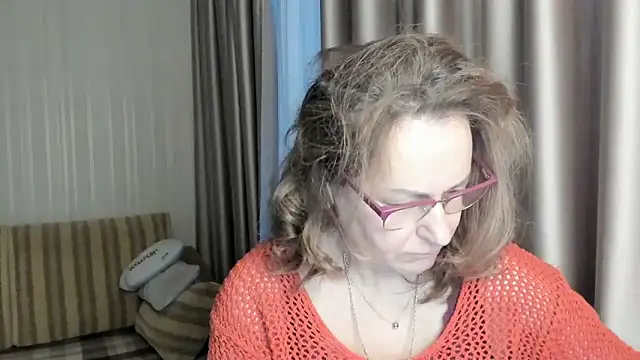 lauraoven online show from 10, 1, 2025