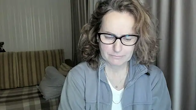 lauraoven online show from 5, 2, 2025