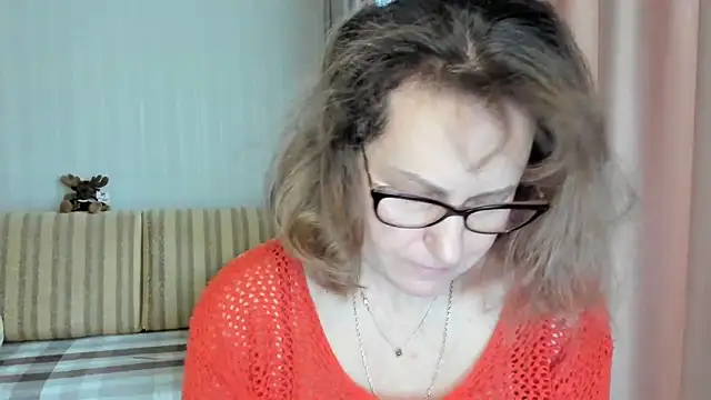 lauraoven online show from 2, 3, 2025