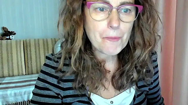 lauraoven online show from 21, 10, 2025