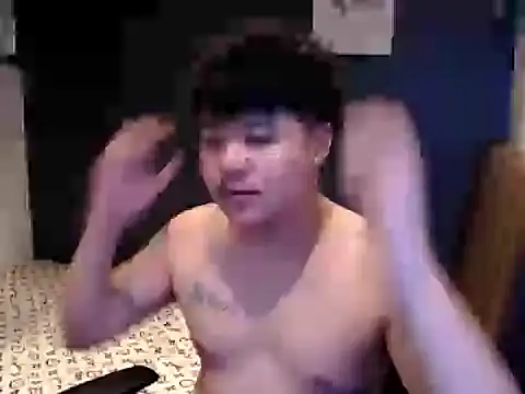 Snapshot of ASIANken911 chatting on 20, 10, 2025 ASIANken911 online show from 20, 10, 2025
