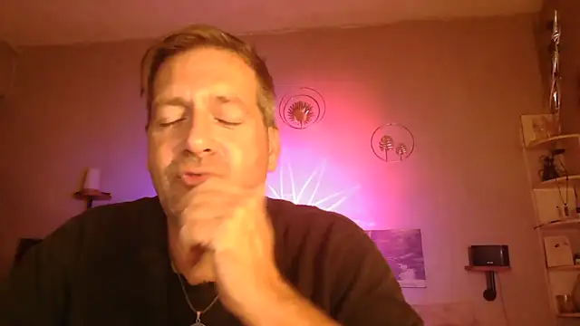 matrikes1 online show from 7, 10, 2025