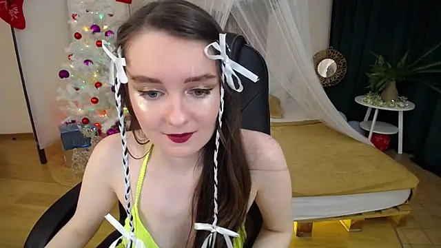 Snapshot of CloudGrace chatting on 11, 1, 2025 CloudGrace online show from 11, 1, 2025