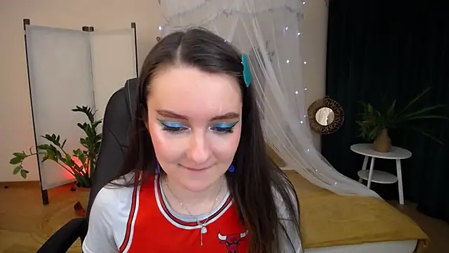 Snapshot of CloudGrace chatting on 23, 1, 2025 CloudGrace online show from 23, 1, 2025