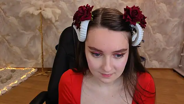 Snapshot of CloudGrace chatting on 9, 9, 2025 CloudGrace online show from 9, 9, 2025