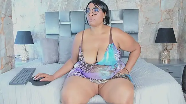 Snapshot of AranzaLatinBlacks chatting on 12, 3, 2025 AranzaLatinBlacks online show from 12, 3, 2025