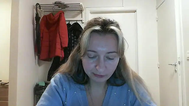 SusanCurt online show from 25, 11, 2025