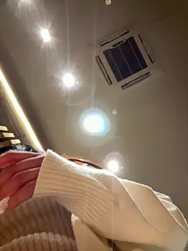 Wet  Bunny online show from 18, 12, 2024