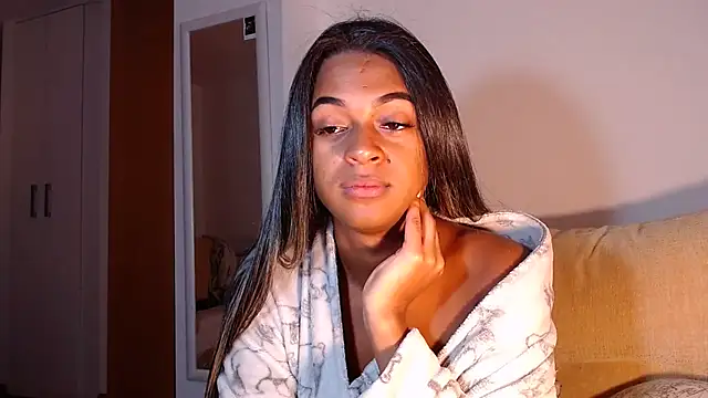 Snapshot of camil_sexx1 chatting on 12, 10, 2025 camil sexx1 online show from 12, 10, 2025