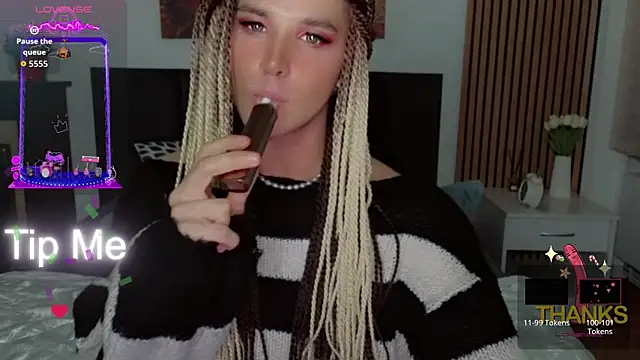 Snapshot of HelenSpellman chatting on 13, 6, 2026 HelenSpellman online show from 13, 6, 2026