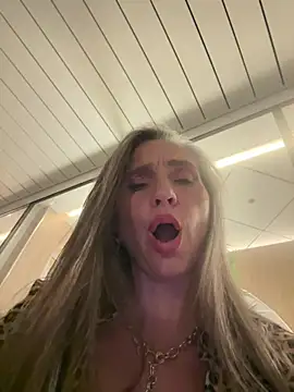 Snapshot of Alimela chatting on 11, 7, 2026 Alimela online show from 11, 7, 2026
