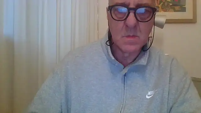 ANONIMO7735 online show from 10, 4, 2026