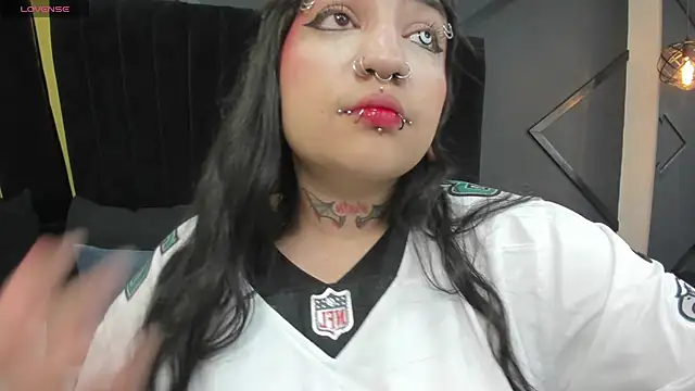 Snapshot of pink_dustt chatting on 2, 8, 2026 pink dustt online show from 2, 8, 2026