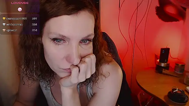 JohansonKatie online show from 1, 2, 2025