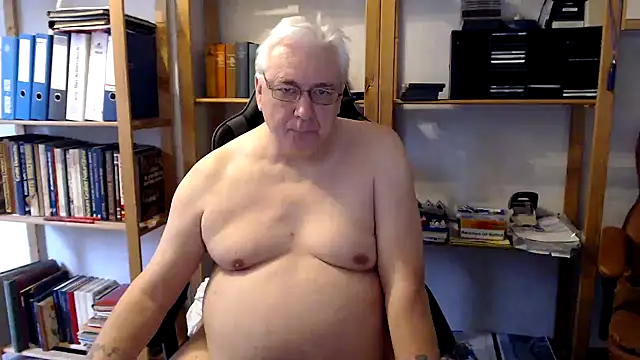 SchwanzhureXXL online show from 12, 2, 2025