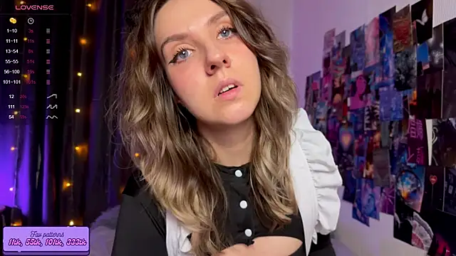 HotaruTomo online show from 4, 10, 2025