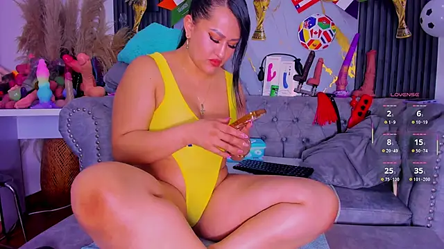 Snapshot of dailly_hot chatting on 18, 6, 2026 dailly hot online show from 18, 6, 2026