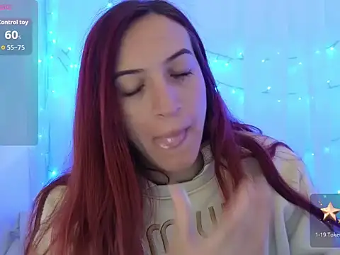 Snapshot of ninaa_fox chatting on 17, 4, 2026 ninaa fox online show from 17, 4, 2026