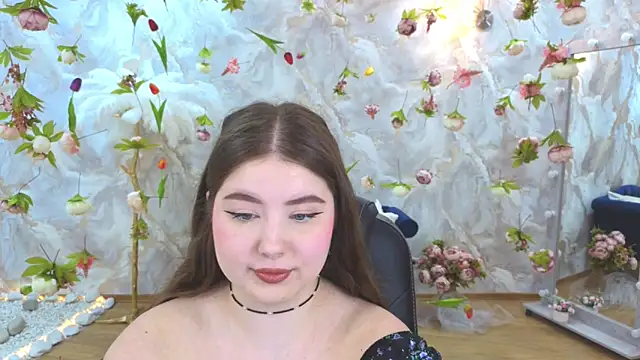 NicoleFoxery online show from 17, 4, 2026