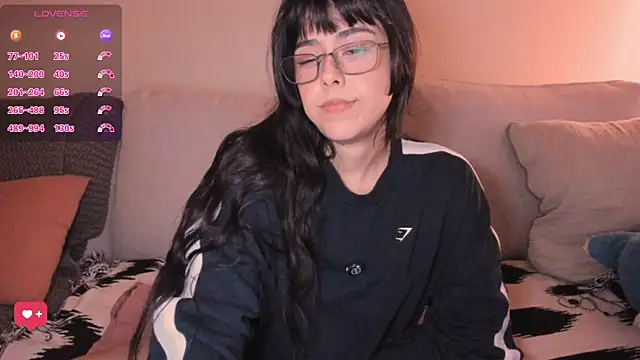 Evie-Luna online show from 11, 7, 2026