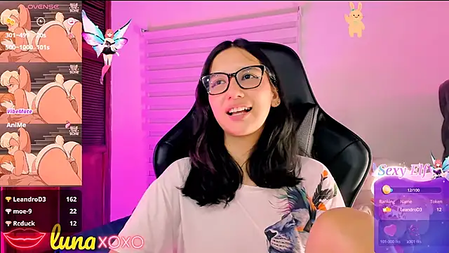 Snapshot of Luniverse chatting on 7, 3, 2025 Luniverse online show from 7, 3, 2025