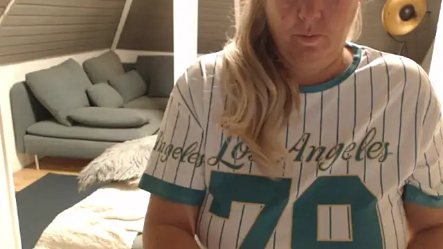 KimMitchelli online show from 19, 11, 2025