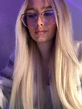 mollyxxx online show from 5, 1, 2025