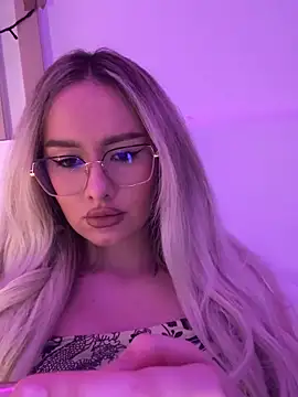 mollyxxx online show from 6, 1, 2025