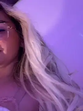 mollyxxx online show from 8, 3, 2025