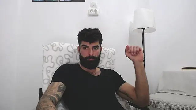 Verycutex online show from 10, 3, 2025