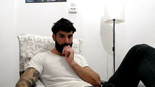 Verycutex online show from 19, 1, 2026