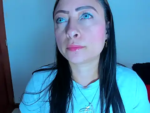 julybravo online show from 27, 1, 2025