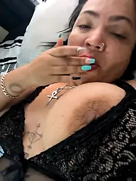 NIKOLE1301 online show from 13, 9, 2025