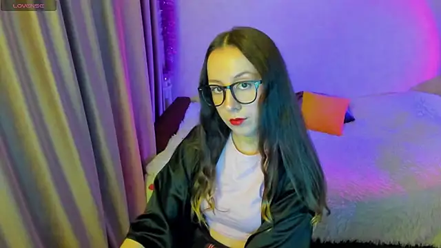 Snapshot of CurlySteph chatting on 1, 10, 2025 CurlySteph online show from 1, 10, 2025